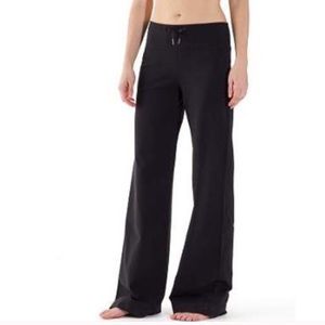 Lululemon Still pant wide leg size 4
